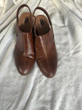 Dr Scholls sling back booties